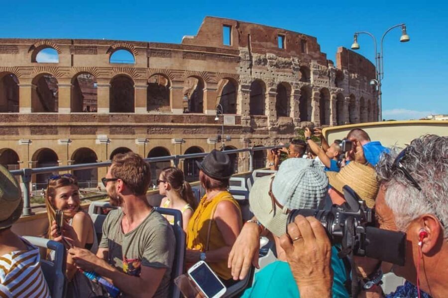 Rome: Colosseum, Roman Forum, Palatine Hill & Hop-on Hop-off - Mamertine Prison: The Best Way to Start the Rome Day