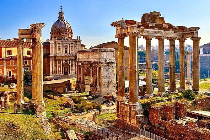Rome: Colosseum, Roman Forum & Trajan's Market Exterior Tour - Trajan’s Column and Markets exteriors: looking for the clues