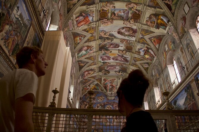 Rome: Complete Early Morning Vatican Tour | Small Group - St. Peter’s Square: the Bernini colonnade illusion