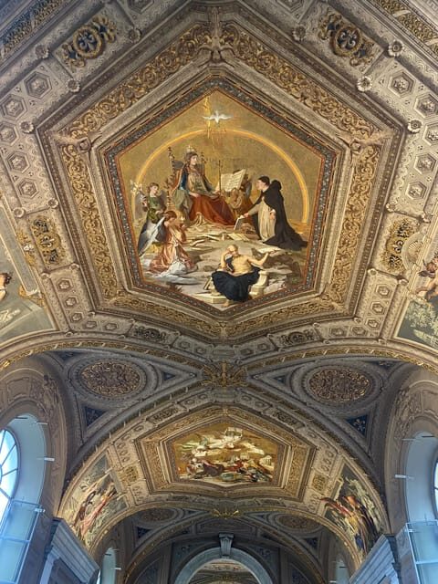 Rome: Escorted Entrance to the Vatican Museum - Pio Clementino Museum rooms: sculpture halls and centuries-spanning art