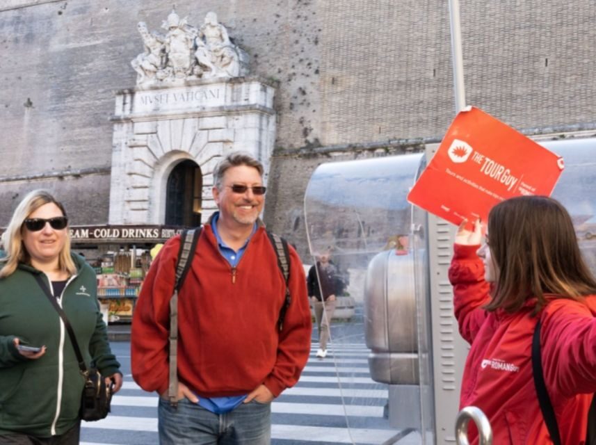 Rome: Full-Day Colosseum, Vatican Museums & City Center Tour - Piazza Navona and the Pantheon area: Rome slows down on purpose