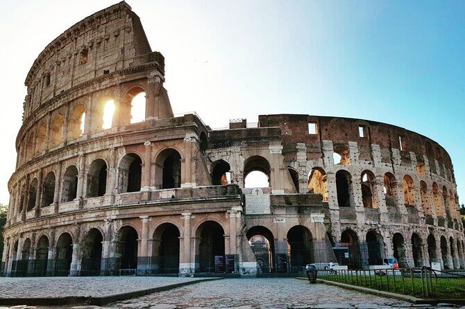 Rome: Guided Tour of the Colosseum - Your Roman Forum hour: ticket included, guide coverage isn’t guaranteed