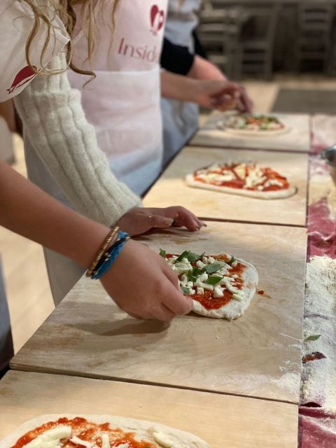 Rome: Hands-On Pizza Making Class near the Vatican with Wine - From dough to pizza: what you actually learn (and why it sticks)