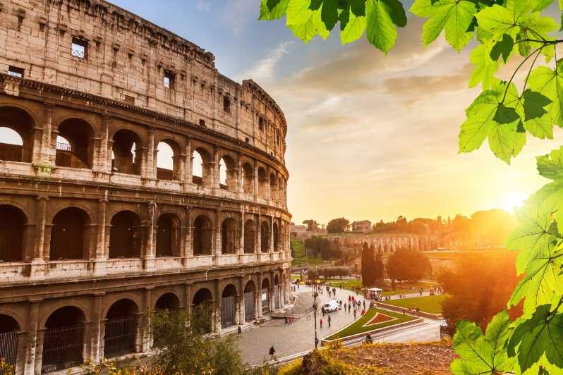Rome: Hop-on Hop-off Bus Tour and Colosseum Experience - Redeeming your voucher at Via Paola 35