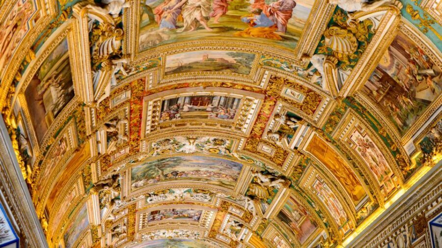 Rome: Hop-on-Hop-off Bus with Vatican and Sistine Chapel - Dress code, screening, and why your start time matters