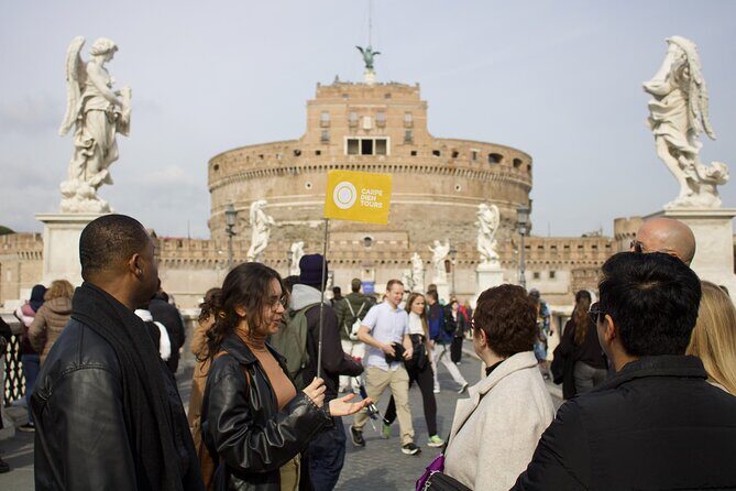 Rome Jubilee Walking Tour of Churches, Bridges & Legends - Basilica of Saint Mary of Minerva: peaceful setting, major names inside