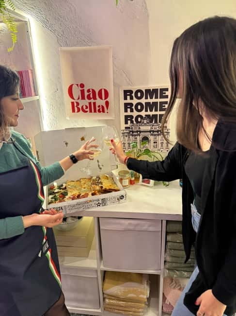 Rome: Make Your Own Candle Near the Colosseum - A Refreshing Break: Spritz, Snacks, and How It Fits the Mood