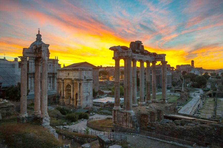 Rome: Mamertine Prison, Colosseum Experience, & Audio Guide - Practical tips to avoid the app and audio headaches