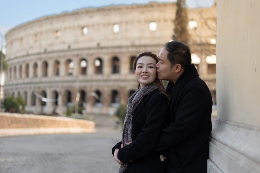 Rome: Personalized Photoshoot outside the Colosseum - The photo package: 20–40–60 edited images you don’t have to select