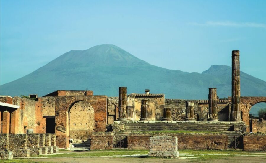 Rome: Pompeii and Naples Day Trip with Pompeii Entry Ticket - Your Pompeii self-guided time: what to do with the “free hours”