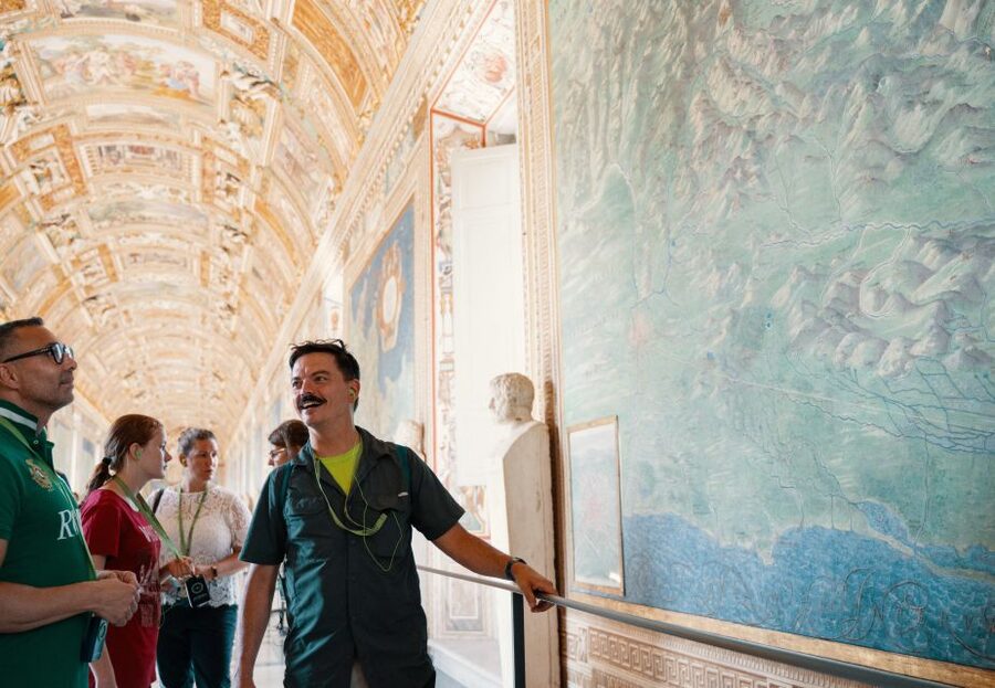 Rome: Private Vatican and Sistine Chapel Skip-the-Line Tour - Gallery of Maps: the unexpected change of pace