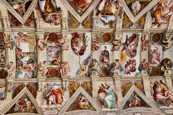 Rome: Skip The Line Vatican Museum & Sistine Chapel Ticket - Host Support vs Full Guided Tour: How the Experience Feels