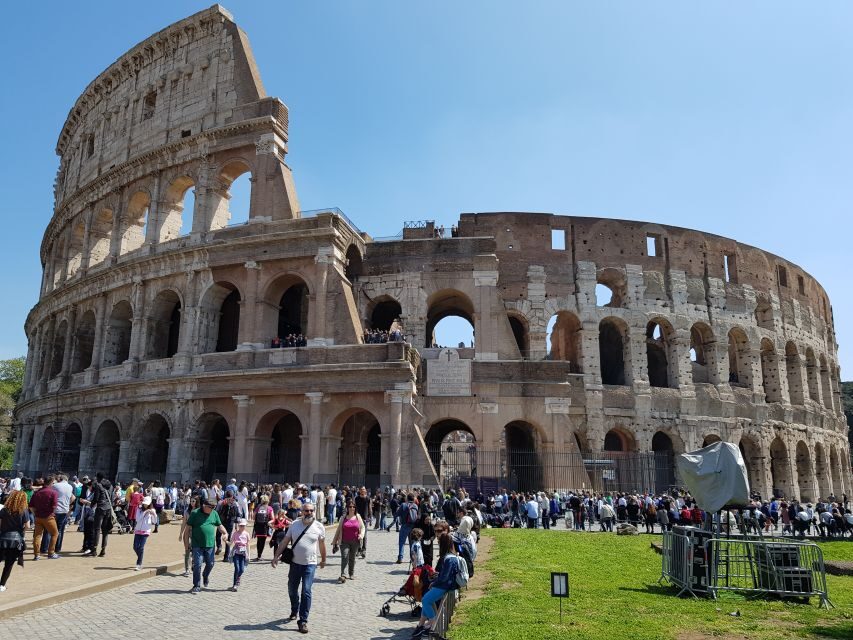 Rome: Small-Group Colosseum, Roman Forum & Palatine Hill - Small-group advantage: headsets, better listening, and less chaos