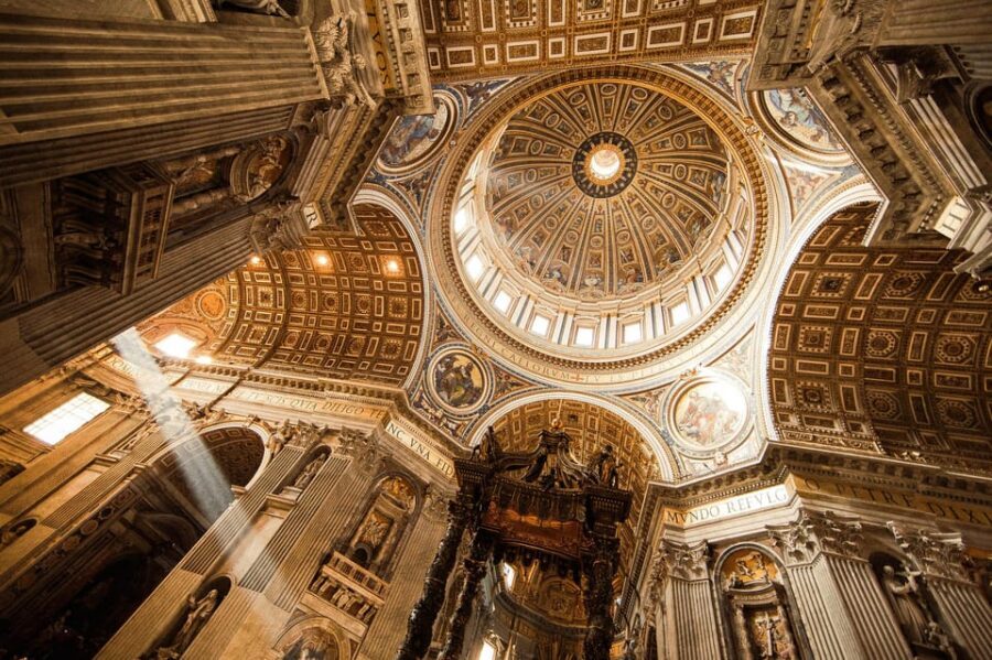 Rome: St Peter's Basilica Tour with Optional Dome Climb - Inside St. Peter’s Basilica: how the route stays readable
