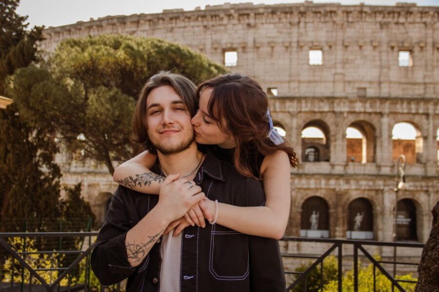 Rome: Unforgettable Photoshoot Experience in Colosseum - Meeting at Caffè Roma: Easy Start, No Confusion