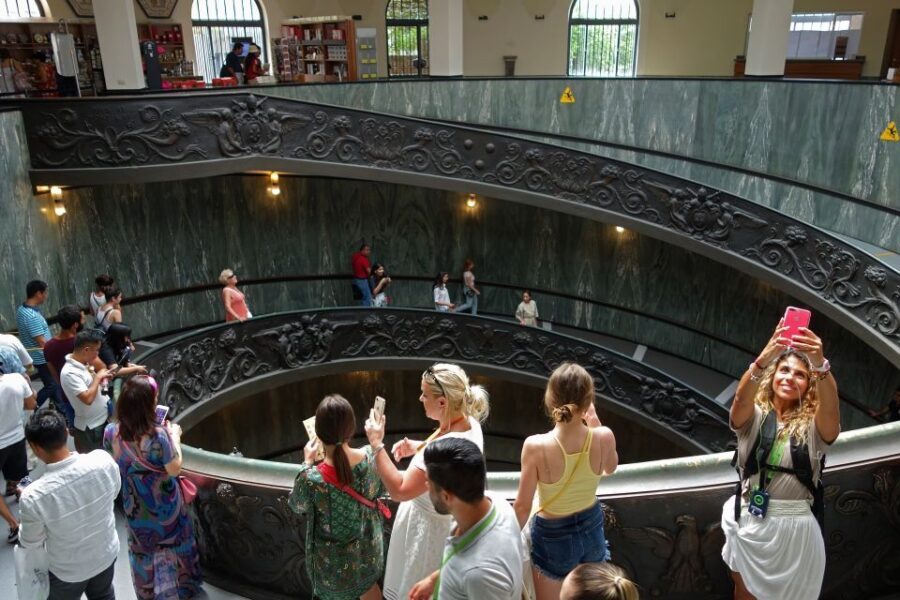 Rome: Vatican Museum and Sistine Chapel Group Tour - Vatican Caves and Burial Grounds for Popes
