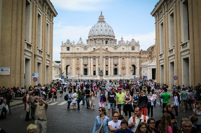 Rome: Vatican Museums Guided Tour with Entry to the St. Peter - Price and value: is $185.73 per person fair?