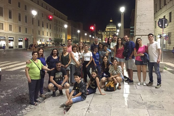 Rome: Vatican Night Tour - A low-cost way to see Rome and the Vatican lit up