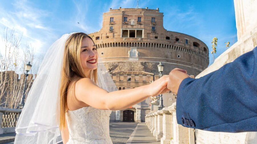 Rome: Vatican, St Peter’s Sq & Castel Sant’Angelo PhotoShoot - Castel Sant’Angelo Exterior: The Rome-Perfect Backdrop