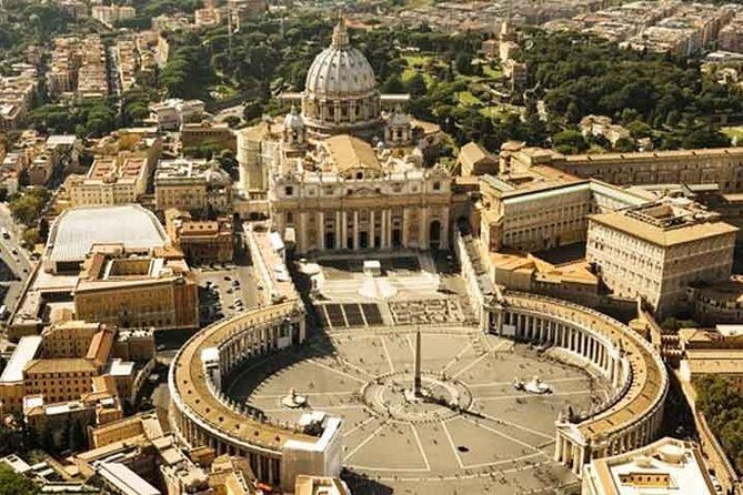 Rome's best Guided Tour plus Vatican Museums 1 day - Circo Massimo: the Roman sporting arena you may overlook