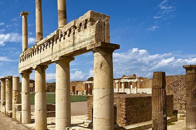 Round-Trip Shuttle Transfer from Naples to Pompeii - Return Shuttle Timing: Where Most Stress Comes From