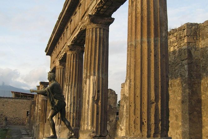 Round-Trip Shuttle Transfer from Naples to Pompeii - Should You Book This Naples to Pompeii Shuttle?