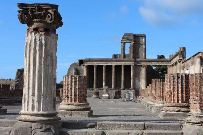 Semi-Private Day Trip to Pompeii and Naples from Rome - Should You Book This Pompeii and Naples Day Trip?