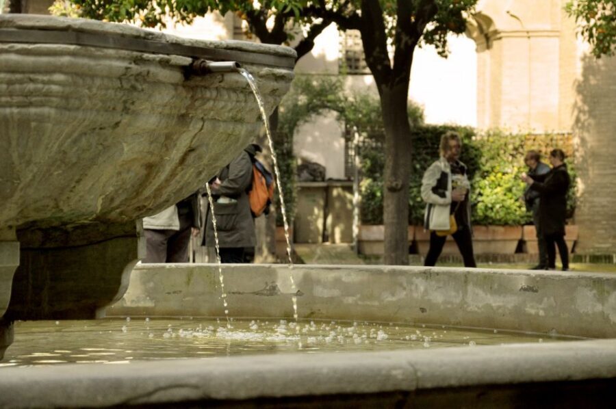 Seville: Alcazar & Cathedral Skip-the-Line Guided Tour - Key points before you go