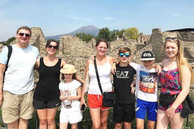 Shore Excursion Tour for Kids from Naples to Pompeii and Amalfi Coast - Amalfi Coast Stop: 3 Hours of Real-Time Enjoying Sorrento or Positano