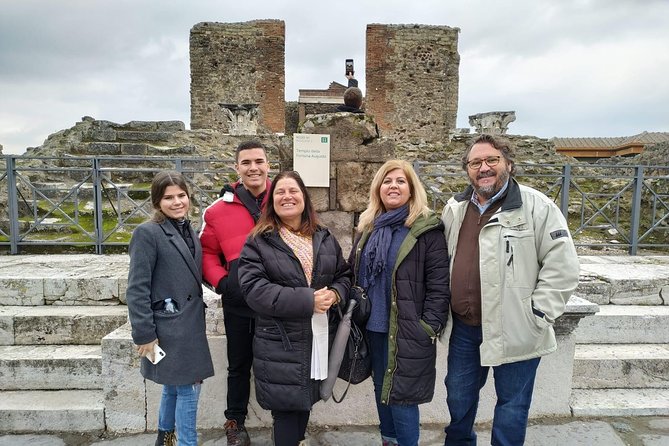 Shore tour of Pompeii, Vesuvius and Herculaneum. - Optional Winery Lunch at Vesuvius
