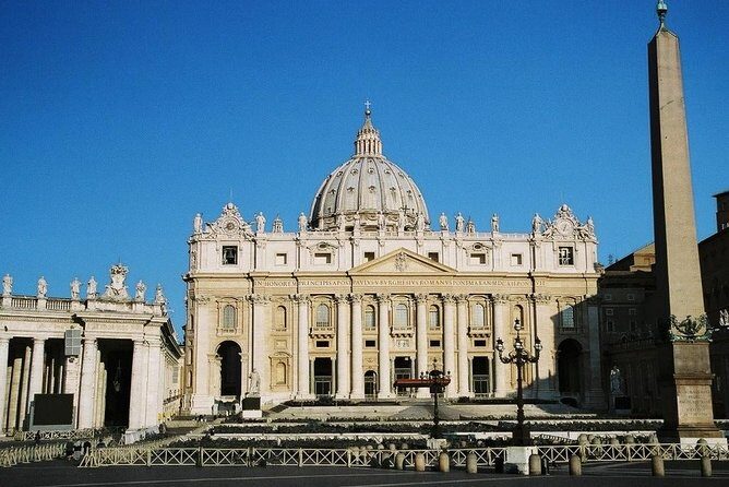 Sistine Chapel & Vatican Tour Premium - Skip the Line - Vatican Museums: From Pinecone Courtyard to Raphael Rooms