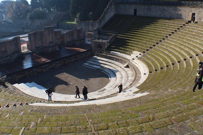 Skip-the-Line Pompeii Archaeological Site with Private Guide - How the 2.5-Hour Walking Visit Feels on the Ground