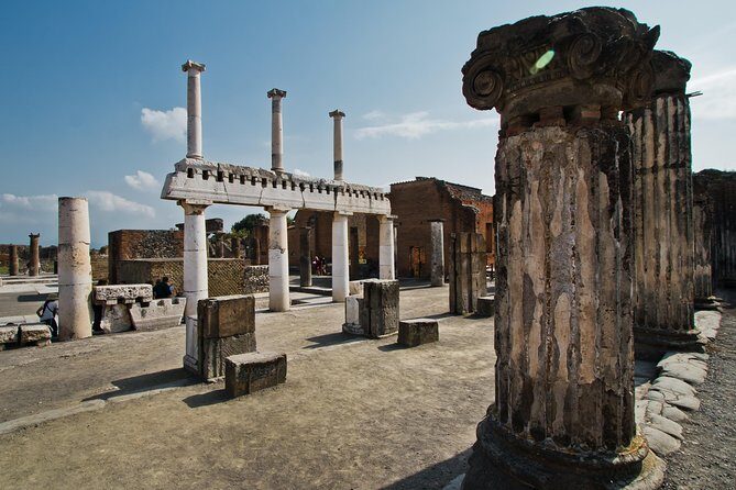 Skip-the-Line Pompeii Guided Tour from Naples - Teatro Grande and the Villas Road: The City’s Social Stage and Its Outskirts