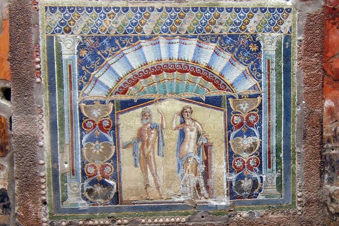 Skip the line Ticket Herculaneum Guided Tour 4 hrs - Casa dei Cervi and Casa del Salone Nero: deer statues and a black-painted party hall