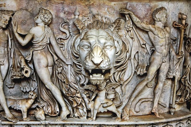 Skip the Line Vatican Guided Tour with Sistine Chapel and St. Peter's Basilica - St. Peter’s Basilica in 30 minutes: Pietà and Bernini moments