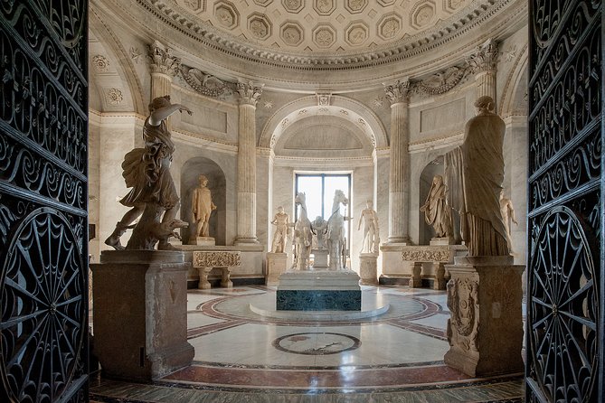 Skip the Line Vatican Guided Tour with Sistine Chapel and St. Peter's Basilica - Vatican Museums in 2 hours: where your guide will steer you
