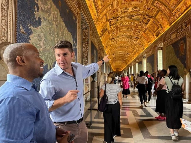 Skip-The-Line Vatican Museum, Sistine Chapel & Basilica Tour - Meeting at Via Germanico 30/36: how to avoid the first headache