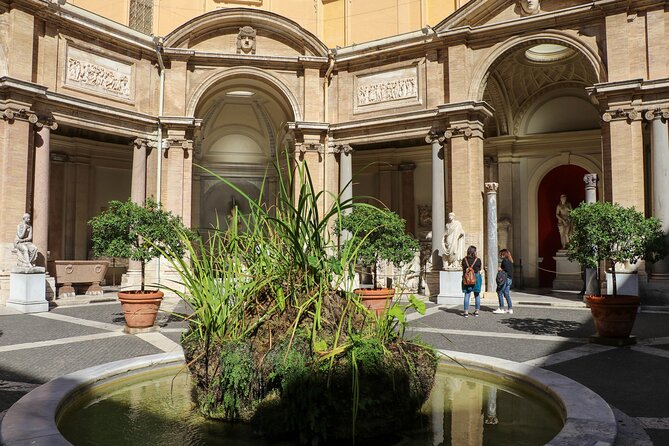 Skip-The-Line Vatican Museums, Sistine Chapel & Basilica Tour - Group size, pacing, and walking: how to plan your body for this Vatican day