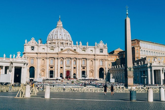 Skip-the-line Vatican, Sistine Chapel&Basilica Tour W Local Guide - Dress code and quick-stash tips before you go in