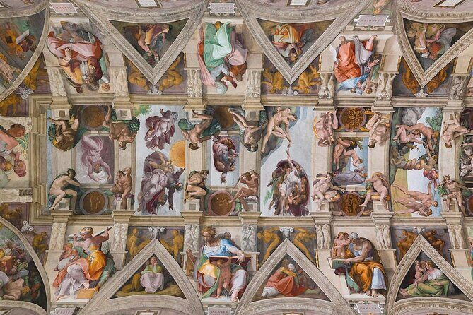 Small-Group Tour: Vatican Museums, Sistine Chapel & Pickup - Group size in real life: why it can feel personal