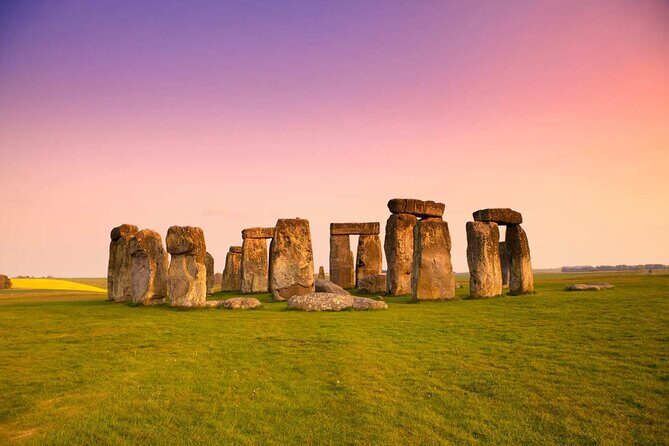 Stonehenge and Bath Guided Day Tour from London - Group size and vehicle type: why your comfort can vary