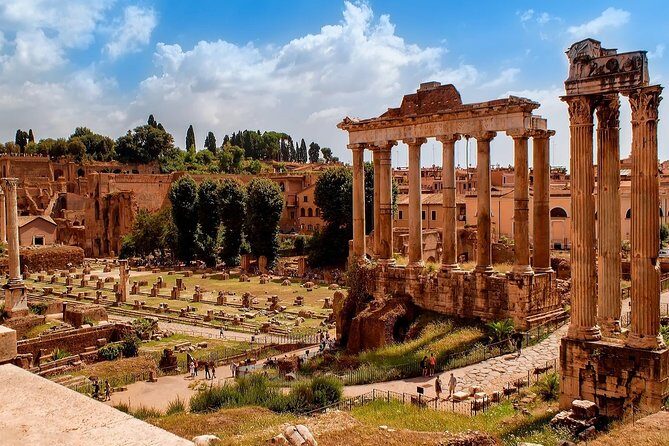 The Best of Rome in a Full-Day Tour: Vatican and Colosseum guided tours - Group size, guides, and the one thing to watch: language quality