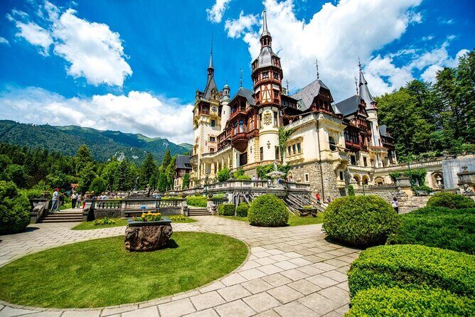 The biggest Salt Mine in Europe and Sinaia in one day - Quick hits: Slănic Saltworks, Peleș Castle, and the Carpathians in one run