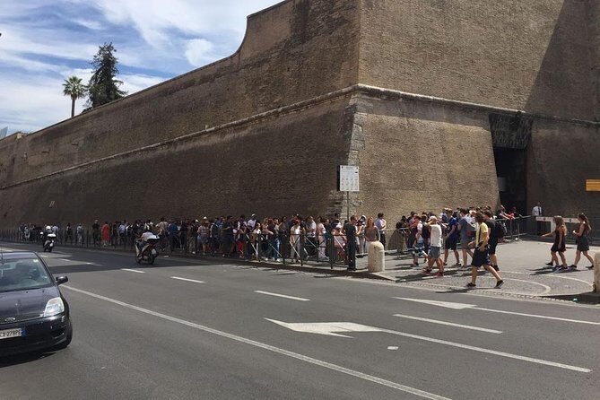 Ticket for Vatican Museum's & Sistine Chapel Entrance - What you don’t get: no guided tour or audio guide