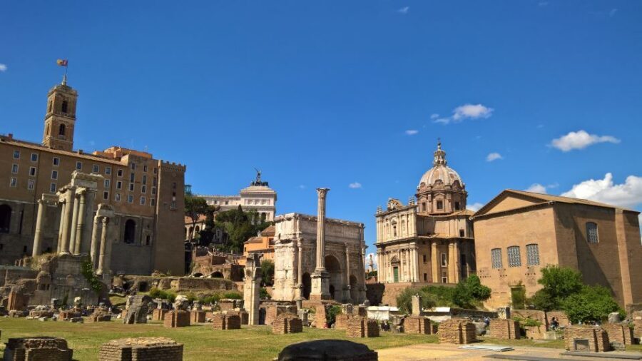 Tour of Colosseum & Roman Forum with Dutch Guide - Practical Advice: What to Bring and What to Expect On-Site