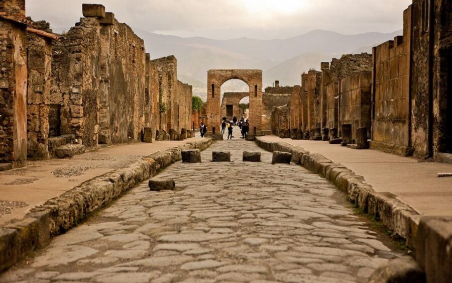 Transfer from Sorrento to Naples & 2hr stop at Pompeii site - FAQ