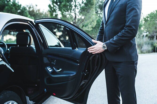Transfers between Paris and Paris Airports/Disneyland/Versailles - Airport transfers in Paris: what to expect from CDG/Orly to your hotel
