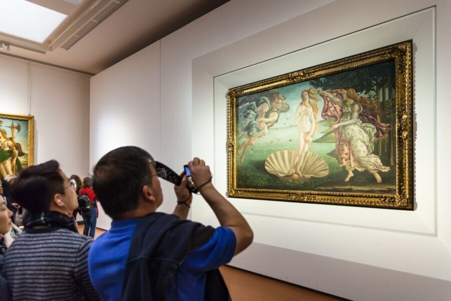 Uffizi Gallery: Guided Tour with Skip-the-Line Ticket - Why skip-the-line matters at the Uffizi