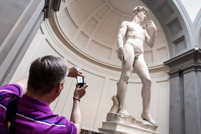Uffizi Gallery private tour with skip the line ticket - Stop by stop: what you’ll see and why it matters
