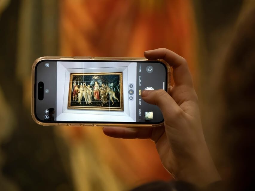 Uffizi Gallery Skip-the-Line Entry with Audio Guide - Skip the Ticket Line, Then Face Security Like Everyone Else